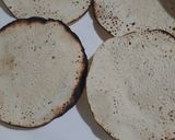 A picture of step 1 of Masala papad.