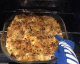 Foto langkah ke 9 dari resep Cheesy Crumble Mac And Cheese.