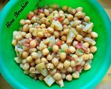 A picture of step 5 of Khatta Meetha Chana Chat.