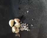 Foto langkah ke 2 dari resep Semur ikan asap simple.