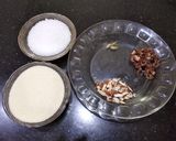 A picture of step 1 of Daney Daar Sugi ka Halwa.