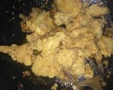 Foto langkah ke 4 dari resep Ayam krispi dan jamur krispi bumbu bawang pedas.
