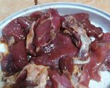 Foto langkah ke 2 dari resep Tumis sapi lada hitam.