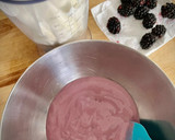 Foto del paso 1 de la receta: Vasitos de cheesecake de moras