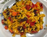 Foto del paso 5 de la receta: Arroz con verduritas y alubias rojas (frijoles)