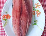 Foto del paso 1 de la receta: Solomillo de bonito del Mediterráneo en salsa de cebolla blanca