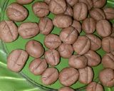 Foto langkah ke 4 dari resep Coffee Cookies.