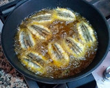 Foto del paso 5 de la receta: Boquerones con picada, fritos en harina de garbanzos
