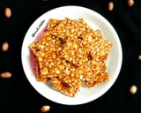 શીંગ ની ચીકી (Peanuts Chikki Recipe In Gujarati) રેસીપી સ્ટેપ6ફોટો
