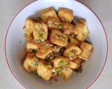 Foto langkah ke 6 dari resep Tahu Cabe Garam.