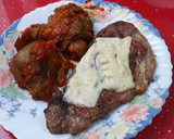 Foto del paso 6 de la receta: Chuleta de aguja de cerdo en airfryer y alcachofas con tomate