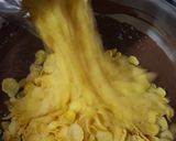 Foto langkah ke 4 dari resep 23. Coklat Kacang Corn flakes.