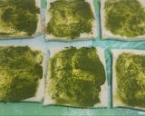 A picture of step 2 of Spinach cheese corn sandwitch.