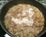 Foto del paso 7 de la receta: Alcachofas con champiñón, pimiento rojo y jamón