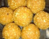 लोहरी स्पेशल पोहा तिल के लड्डू (lahori special poha til ke ladoo recipe in Hindi) रेसिपी चरण 3 फोटो