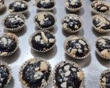 Foto langkah ke 5 dari resep Brownies Kering Keju Topping Coklat Putih.