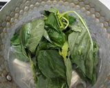 Foto langkah ke 4 dari resep Sayur Bening Bayam Oyong.