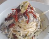 Foto del paso 2 de la receta: Spaghetti con cirgolas scamorza e jamón del país