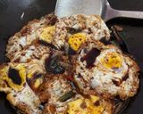Gambar langkah 3 resipi Telur Masak Kicap.