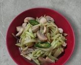 Foto langkah ke 3 dari resep #752. Oseng Jamur mix Labu Siam.