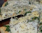 Foto del paso 6 de la receta: Pizza de espinaca a los tres quesos
