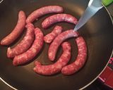 Foto del paso 3 de la receta: Salchichas a la cerveza