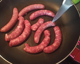Foto del paso 3 de la receta: Salchichas a la cerveza