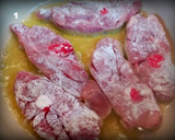 Foto del paso 3 de la receta: Chuletas de pavo tricolor