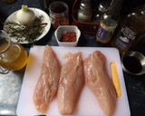 Foto del paso 1 de la receta: Solomillos de pavo a la pimienta rosa, y vermú rojo