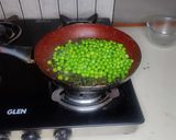 A picture of step 2 of Restaurant Style Methi Matar Malai (whitegravy+matar).