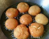 Foto langkah ke 6 dari resep Roti Goreng Isi Coklat Meleleh.