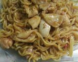 Foto langkah ke 6 dari resep Mie Goreng Spesial😘.