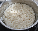 Foto del paso 1 de la receta: Arroz frito picante al estilo tailandés