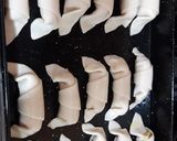 Foto del paso 3 de la receta: Medialunas de jamón y queso
