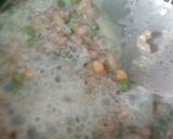 A picture of step 2 of White sauce pasta.