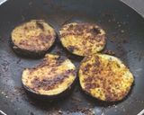 A picture of step 2 of Vangya che kap (crisp Brinjal Slices).