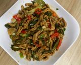 Foto langkah ke 6 dari resep Tumis usus kecap.