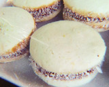 Foto del paso 4 de la receta: Alfajores de maicena con aceite 😜