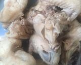 Foto langkah ke 1 dari resep Opor ayam kuah susu.