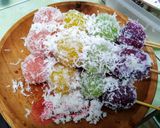 Foto langkah ke 6 dari resep Rainbow Steamed Cassava (Cilok Pelangi).