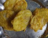 A picture of step 4 of Potato pakora.