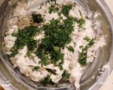 Hình bước làm 6 của món Salad cá phết bánh mì