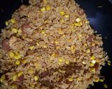 Foto langkah ke 7 dari resep Nasi goreng sosis (Sausage fried rice).