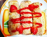 Foto langkah ke 7 dari resep Strawberry French Toast Roll-Ups.