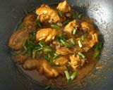 Foto langkah ke 2 dari resep Semur Ayam Kecap.