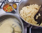 A picture of step 3 of Simple pasta.