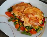Fűszeres tejfölben sült karajszeletek recept fázis 4 fotója