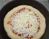 Foto langkah ke 5 dari resep Pizza teflon empuk anti gagal.