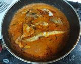 A picture of step 1 of Simple fish curry.