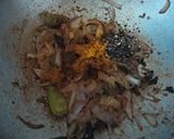 A picture of step 5 of Pepper Chicken.